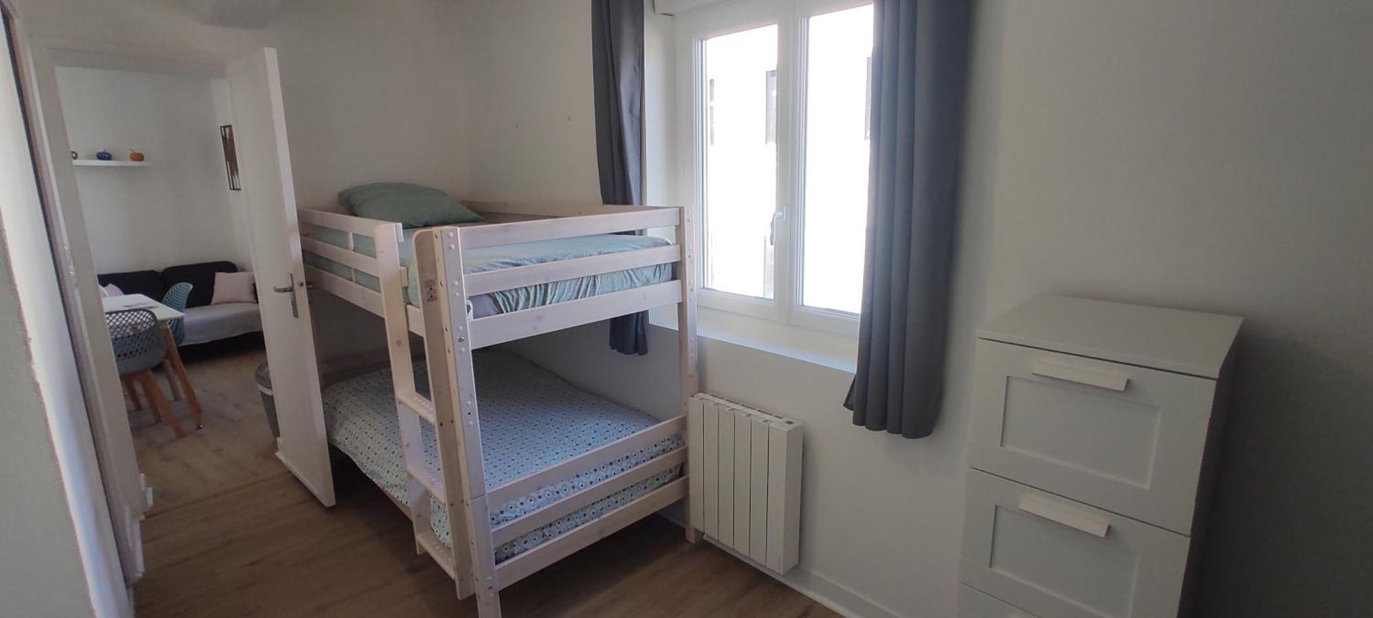 Appartement Cosy Plein Centre Conches-en-Ouche Buitenkant foto